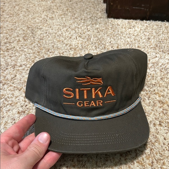 Sitka Hat - Picture 1 of 2